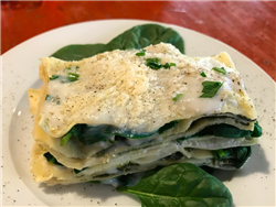 White Lasagne with Spinach and Bechamel Sauce