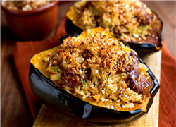 Squash Stuffed with Spicy Beef