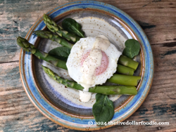 Asparagus and Eggs with Creamy Lemon Sauce